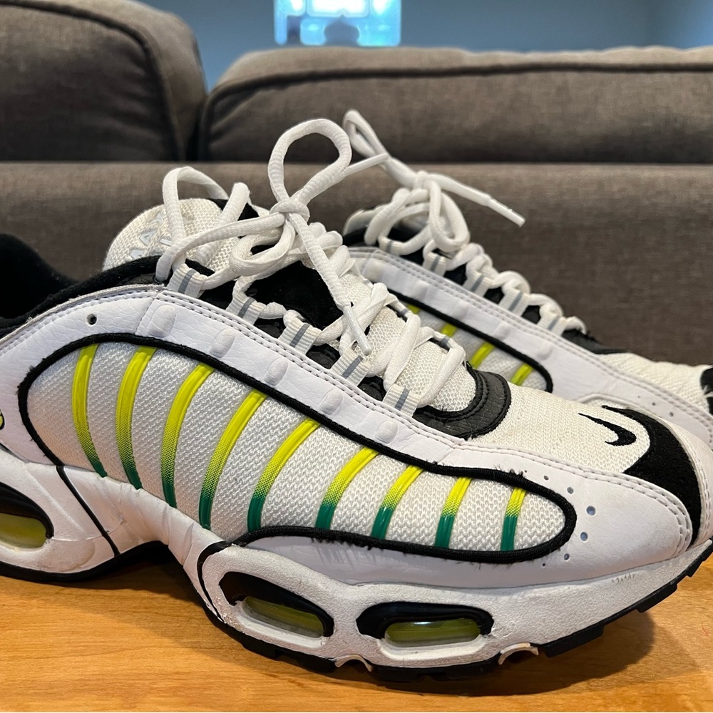 Nike Air Max Tailwind IV Size 11